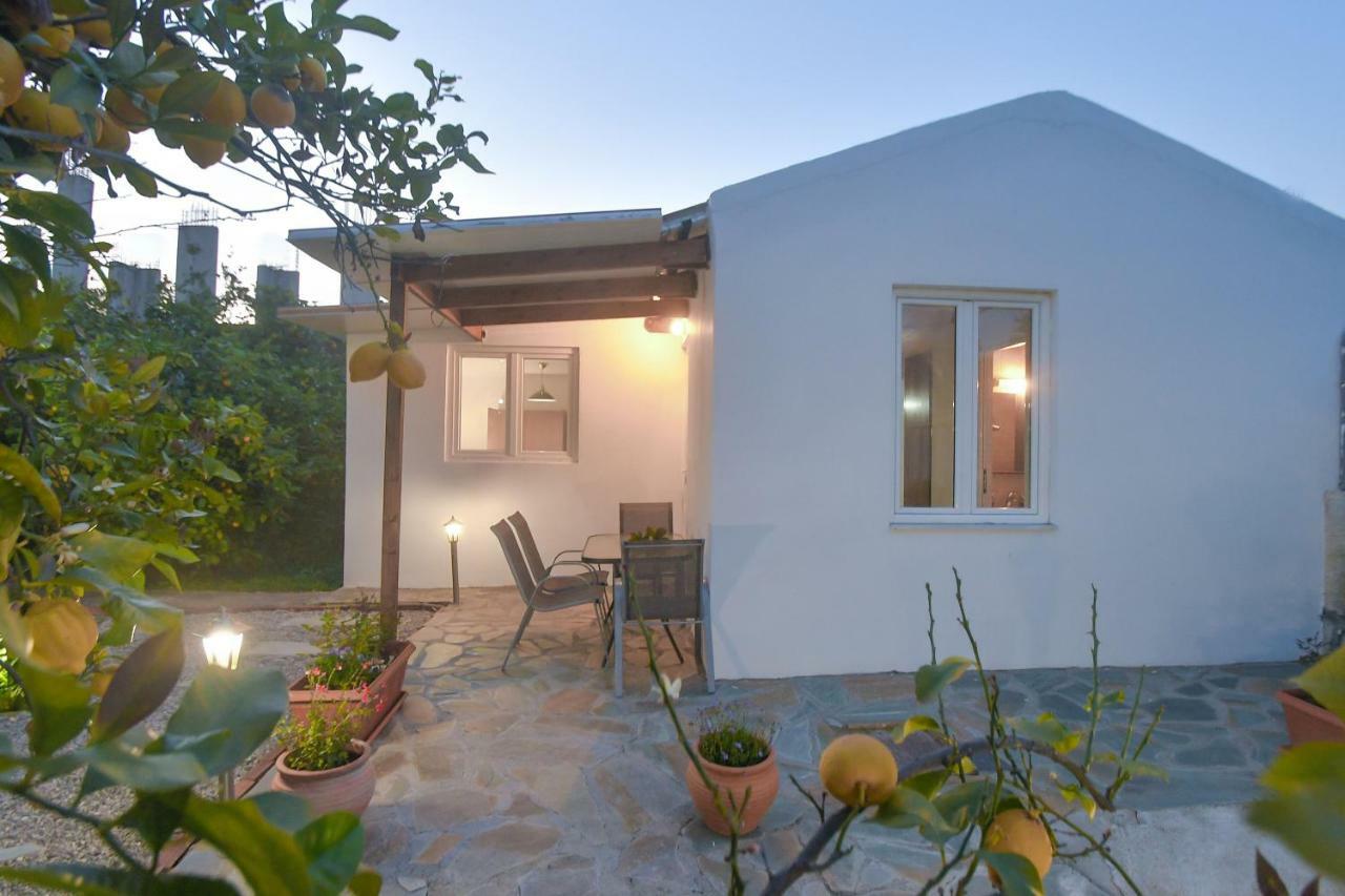 הוילה האראקי The Olive Garden House מראה חיצוני תמונה